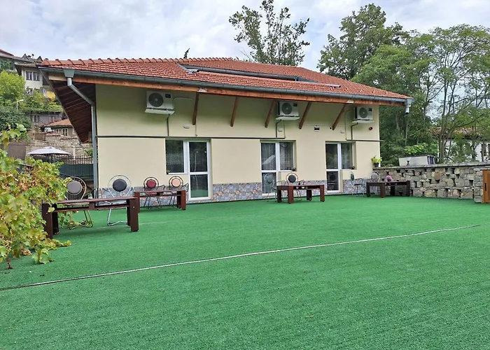 Coastalguest House 4*